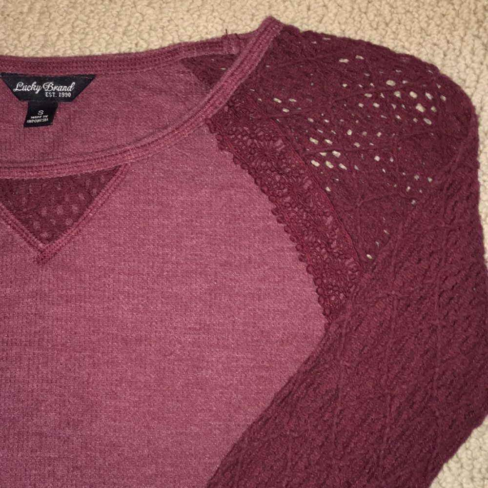 lucky brand lace sleeve LS tee